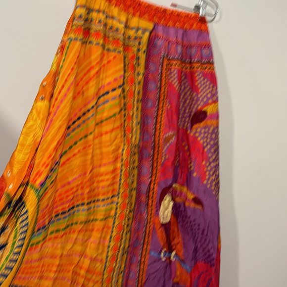 EUC FARM Rio Colorful Skirt Size Small - Picture 3 of 4